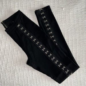 Black Hook & Eye stretch pants - Medium